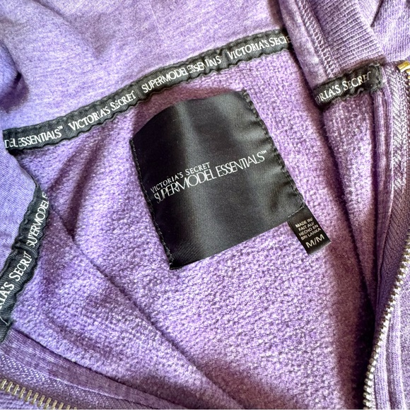 Victoria’s Secret - Women’s Y2K Supermodel Essentials Zip Sweater (M) - Picture 4 of 5